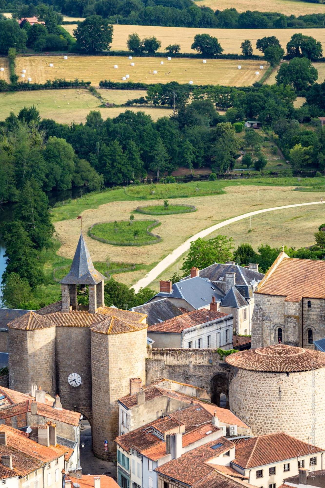 Petite Maison Medievale Parthenay Esterno foto